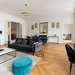 Spcaious Flat 160 M2 Close To Eiffel Tower