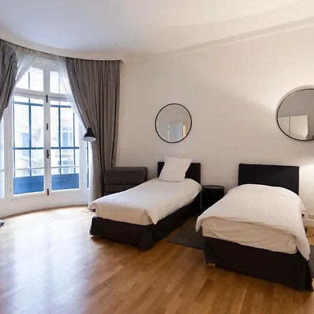 Spcaious Flat 160 M2 Close To Eiffel Tower Apartment